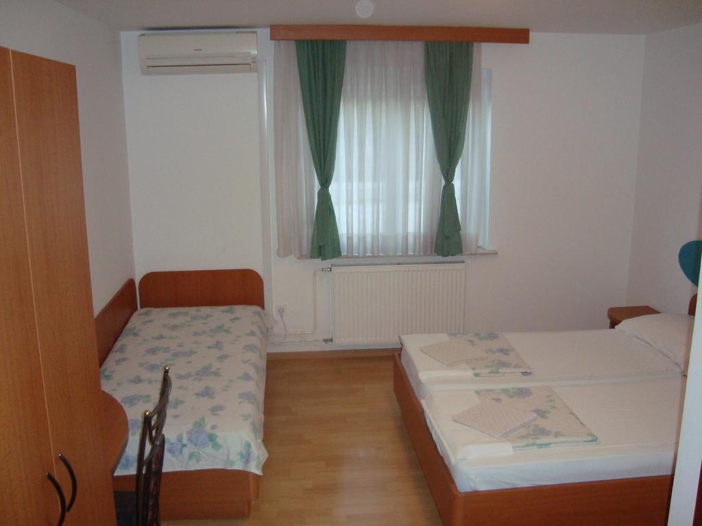 Guesthouse Koprivec Liubliana Exterior foto