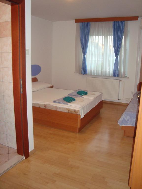 Guesthouse Koprivec Liubliana Habitación foto
